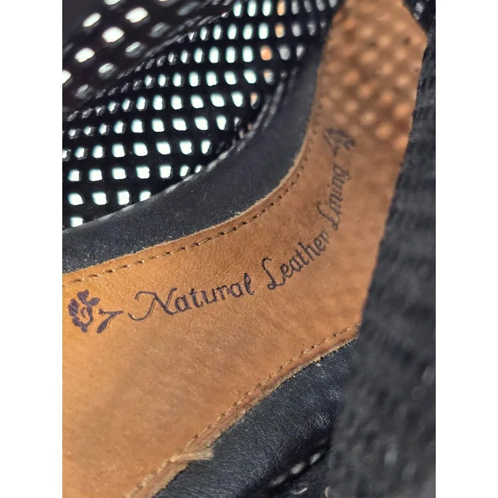 Sofft Milly Size 9M Black Leather Open Toe Perforated Block Heel Sandals Womens - Picture 4 of 7